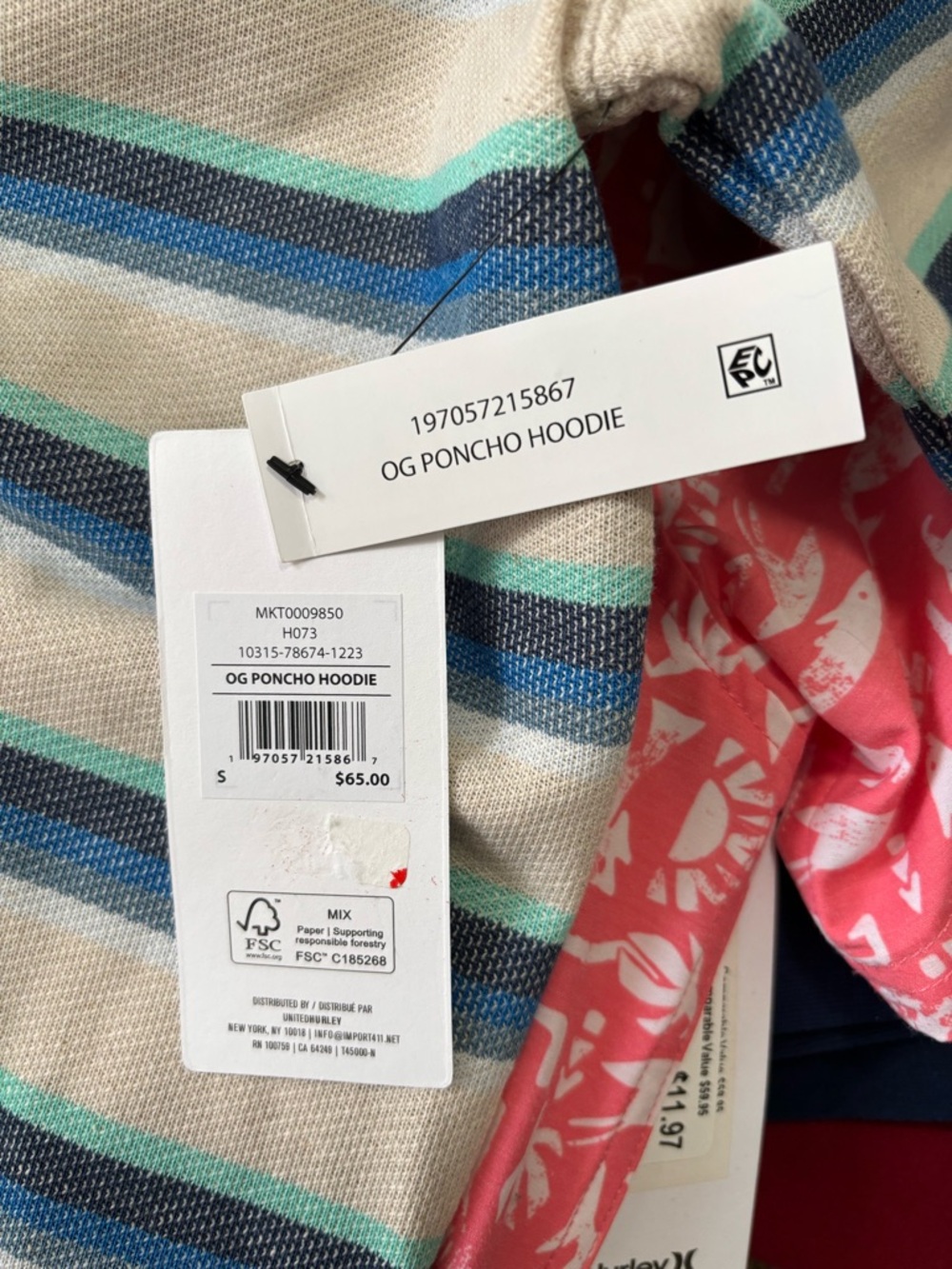 HUK Men's Coral Short-Sleeve Button-Up Shirt - Picture 3 of 5